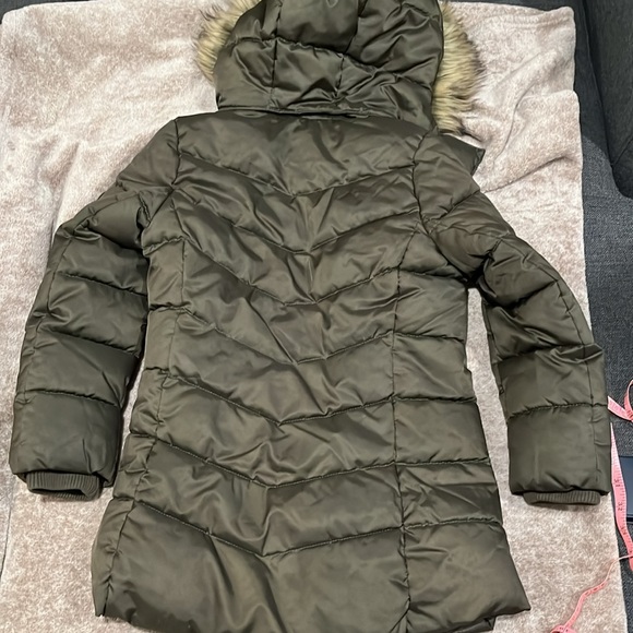 Girls winter coat - Picture 6 of 10